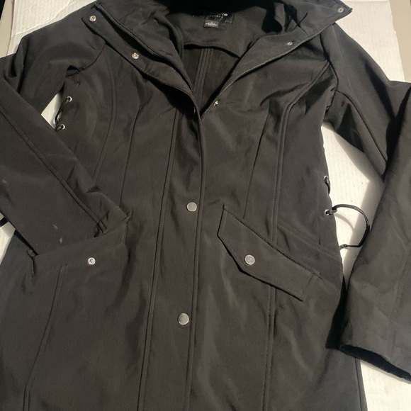 Liz Claiborne Black Trench Coat with Stand-Up Collar and Adjustable Lacing - Picture 2 of 14